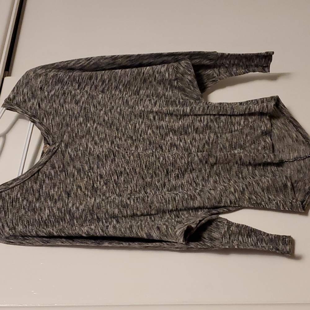 Women's long sleeve sweater